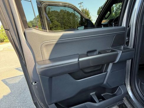 Used 2022 Ford F150 XLT w/ Equipment Group 302A High AWD/4WD image 25