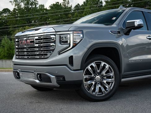 Used 2025 GMC Sierra 1500 Denali w/ Denali Reserve Package AWD/4WD image 6