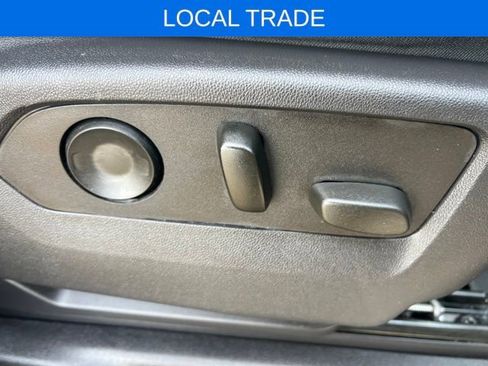 Used 2022 Chevrolet Silverado 1500 ZR2 w/ Technology Package image 20