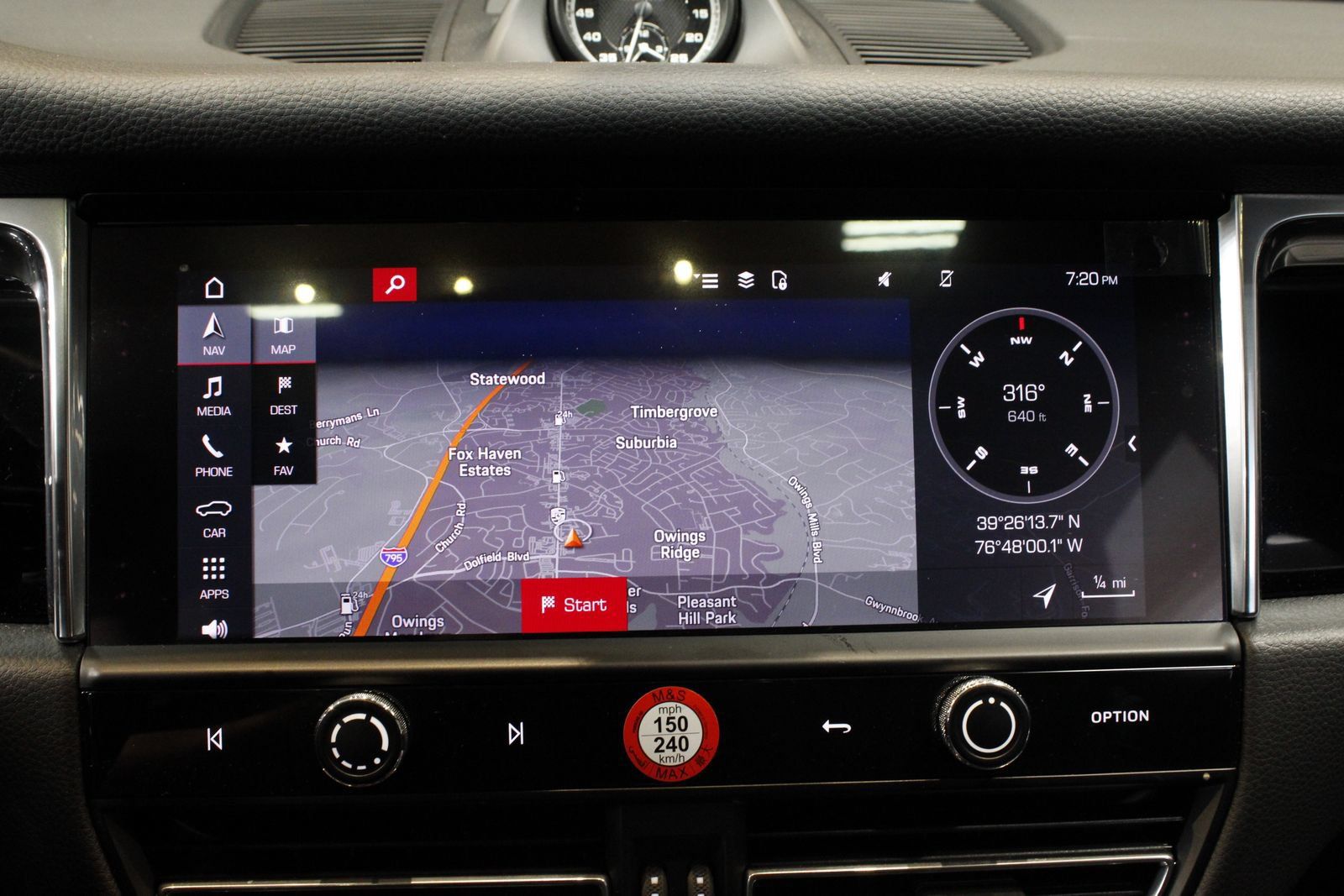 Certified 2026 Porsche Macan AWD/4WD image 26