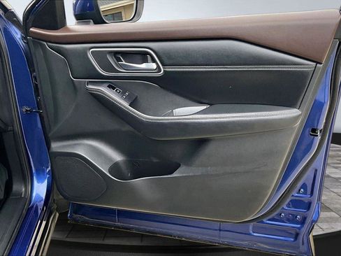 Used 2021 Nissan Rogue SL image 22