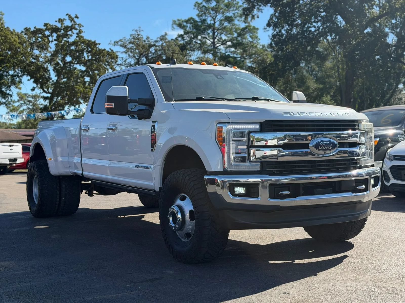 Used 2019 Ford F350 King Ranch w/ King Ranch Ultimate Package AWD/4WD image 4