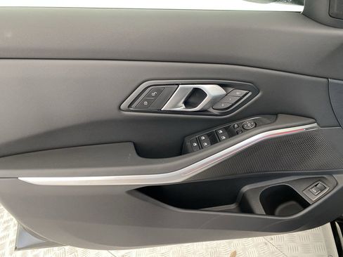 Used 2025 BMW 330i xDrive 330i xDrive w/ Premium Package image 11