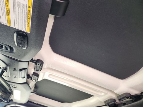 Used 2023 Jeep Wrangler Unlimited w/ Cold Weather Group AWD/4WD image 26