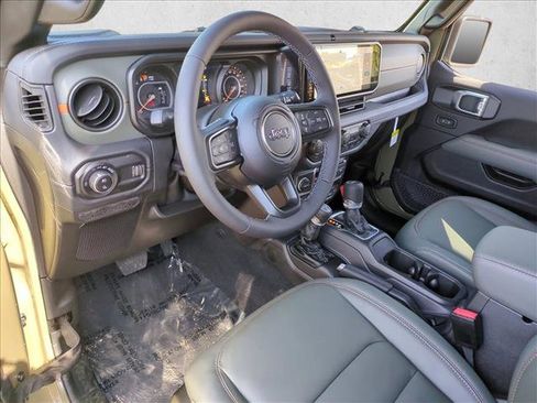 New 2026 Jeep Gladiator Mojave image 3