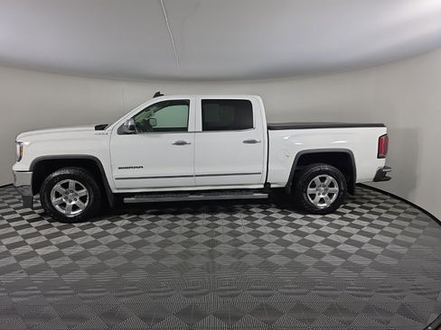 Used 2018 GMC Sierra 1500 SLT image 2