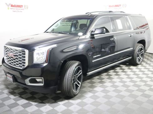 Used 2018 GMC Yukon XL Denali w/ Open Road Package AWD/4WD image 13