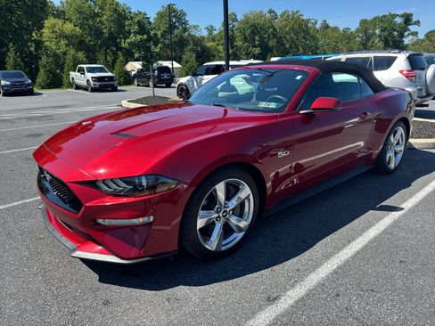 Used 2018 Ford Mustang GT Premium w/ Equipment Group 401A RWD image 2
