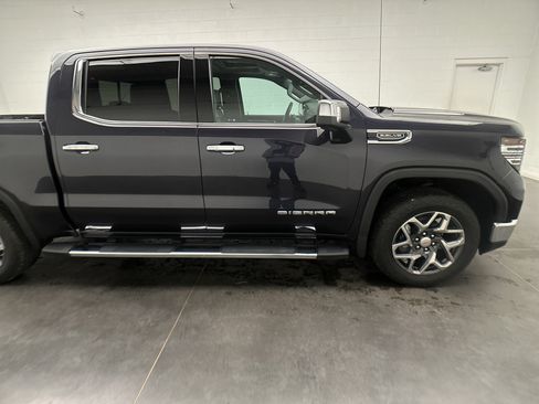 Used 2024 GMC Sierra 1500 SLT w/ SLT Premium Plus Package AWD/4WD image 12