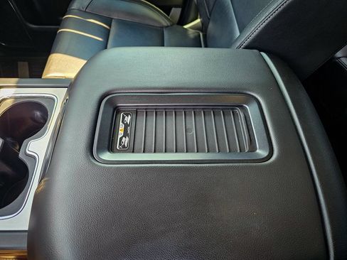 Used 2018 GMC Sierra 1500 SLT AWD/4WD image 29
