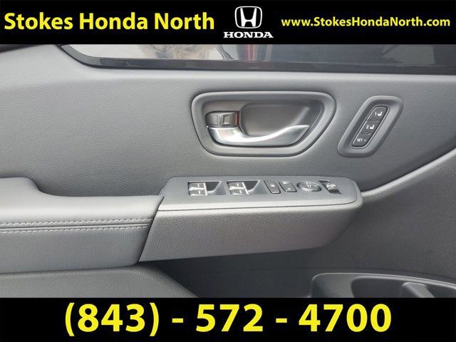 New 2025 Honda Pilot Touring image 13