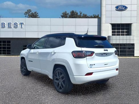 Used 2024 Jeep Compass Limited w/ High Altitude Package AWD/4WD image 7