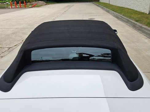 Used 2009 BMW 650i Convertible image 15