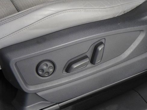 Used 2022 Audi SQ5 Premium Plus w/ Premium Plus Package image 23