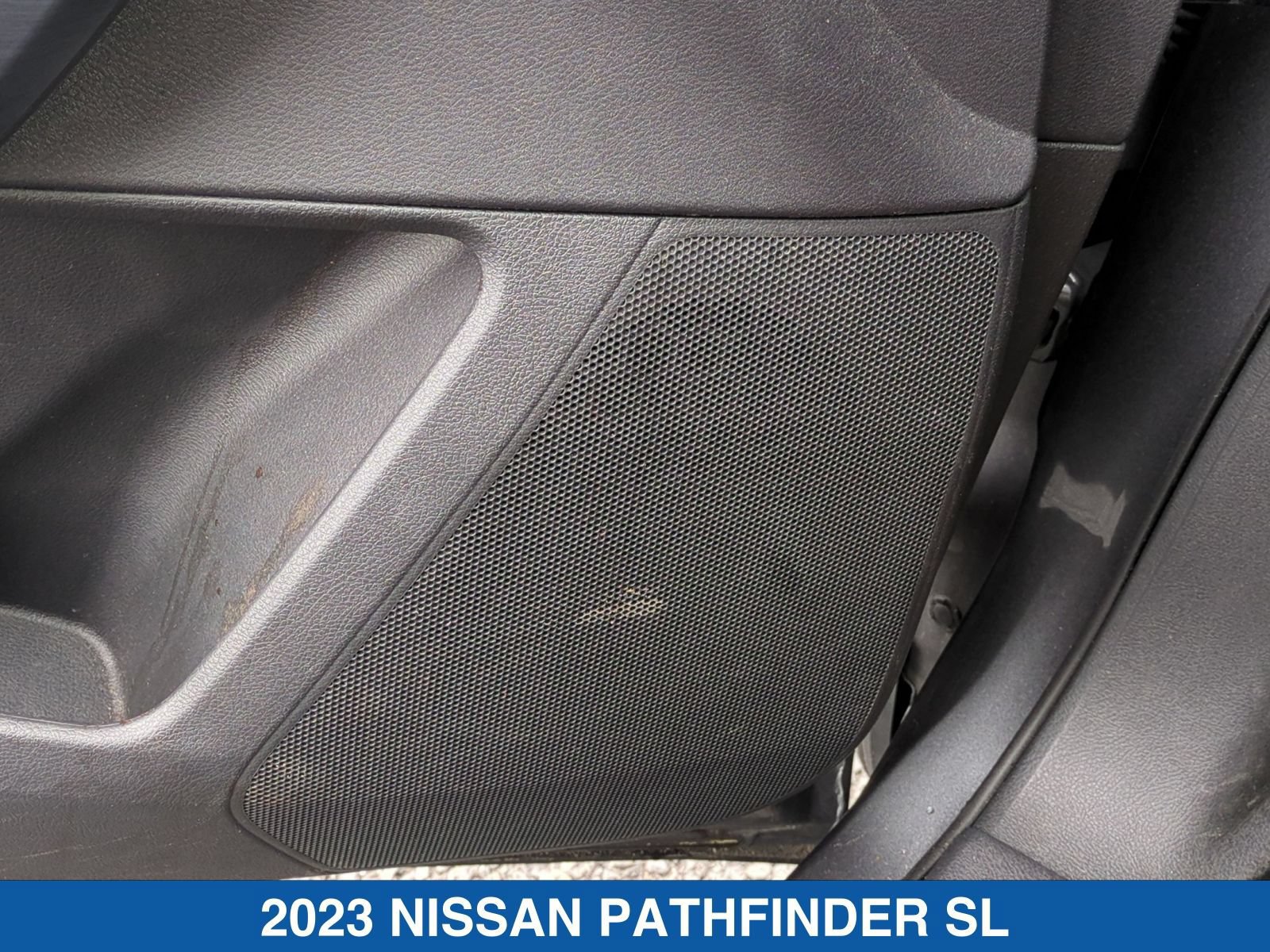 Used 2023 Nissan Pathfinder SL w/ SL Premium Package AWD/4WD image 14