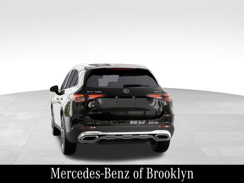 Used 2026 Mercedes-Benz GLC 300 4MATIC image 29