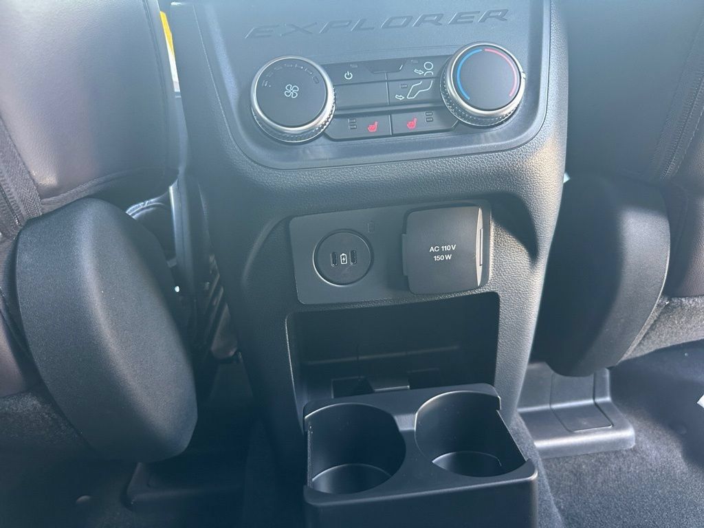 New 2026 Ford Explorer Platinum RWD image 27