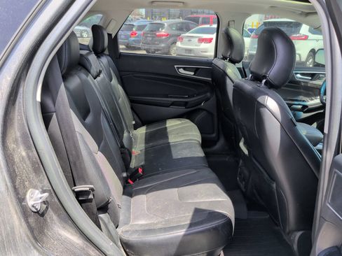 Used 2017 Ford Edge Titanium w/ Equipment Group 301A AWD/4WD image 13