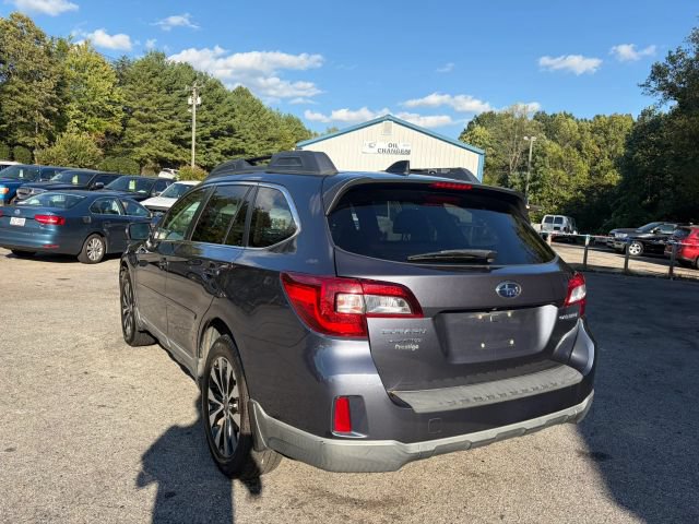 Used 2016 Subaru Outback 2.5i Limited AWD/4WD image 3