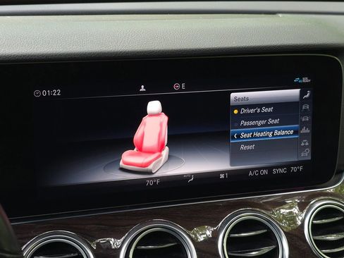 Used 2019 Mercedes-Benz E 450 4MATIC Wagon w/ Premium Package image 39