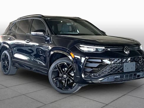 New 2026 Volkswagen Tiguan SE R-Line FWD image 2