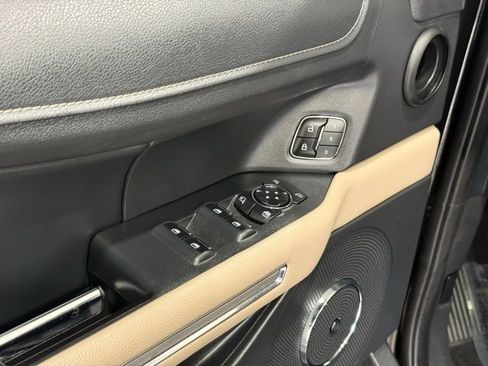 Used 2024 Ford Expedition Max Limited image 19