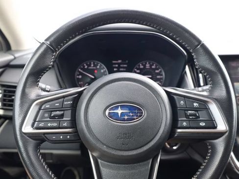 Used 2025 Subaru Outback Premium AWD/4WD image 16
