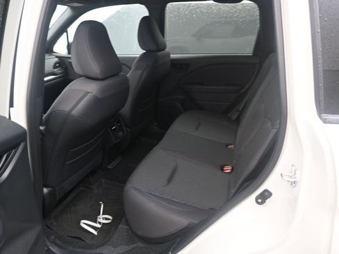 Used 2025 Subaru Forester Premium w/ Convenience Package #1 AWD/4WD image 16