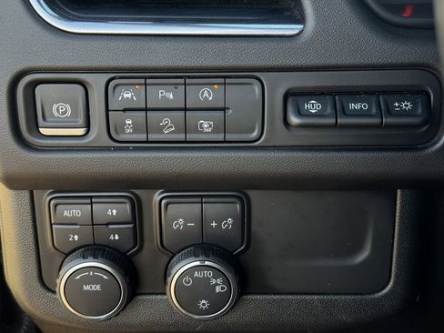 Used 2024 Chevrolet Tahoe High Country w/ Premium Package 2 image 22