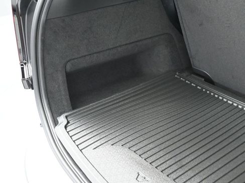 New 2026 Volvo XC90 B5 Plus w/ Protection Package image 10