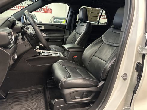 Certified 2023 Ford Explorer ST w/ Equipment Group 401A image 5