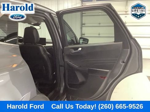 Used 2023 Ford Escape Platinum AWD/4WD image 9