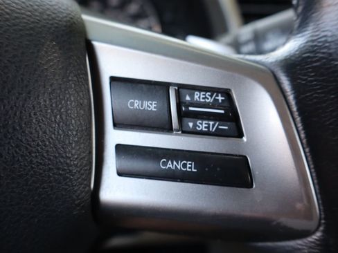 Used 2012 Subaru Outback 2.5i Premium w/ All-Weather Pkg AWD/4WD image 30