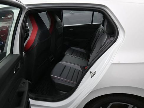 New 2026 Volkswagen GTI SE FWD image 11