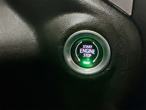 Used 2021 GMC Sierra 1500 SLE w/ X31 Off-Road Package image 28