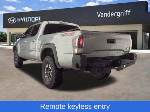 Used 2023 Toyota Tacoma TRD Off-Road image 2