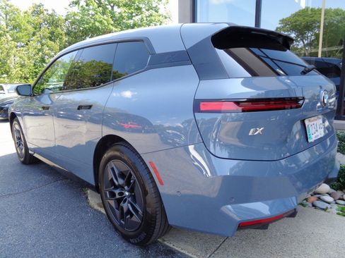 Used 2026 BMW iX xDrive60 w/ Executive Package AWD/4WD image 7