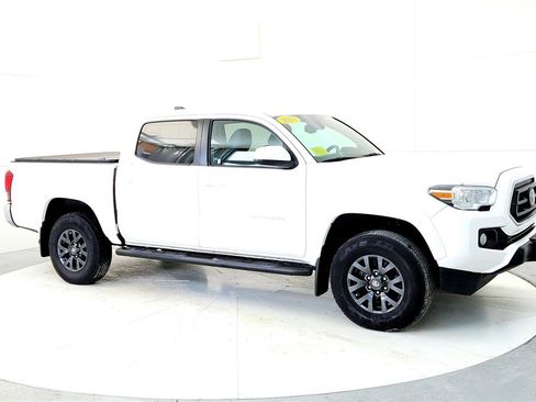 Used 2023 Toyota Tacoma SR5 image 7