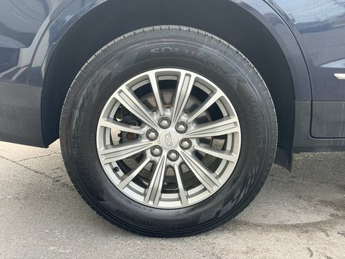Used 2017 Cadillac XT5 Luxury w/ Driver Awareness Package FWD image 27
