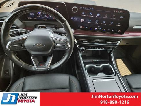 Used 2024 Chevrolet Traverse Z71 w/ Enhanced Driving Package AWD/4WD image 28