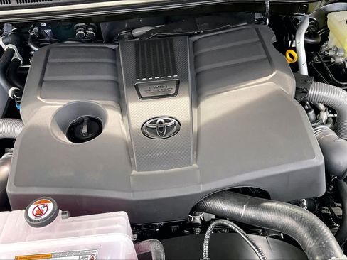 New 2026 Toyota Tundra SR5 image 17