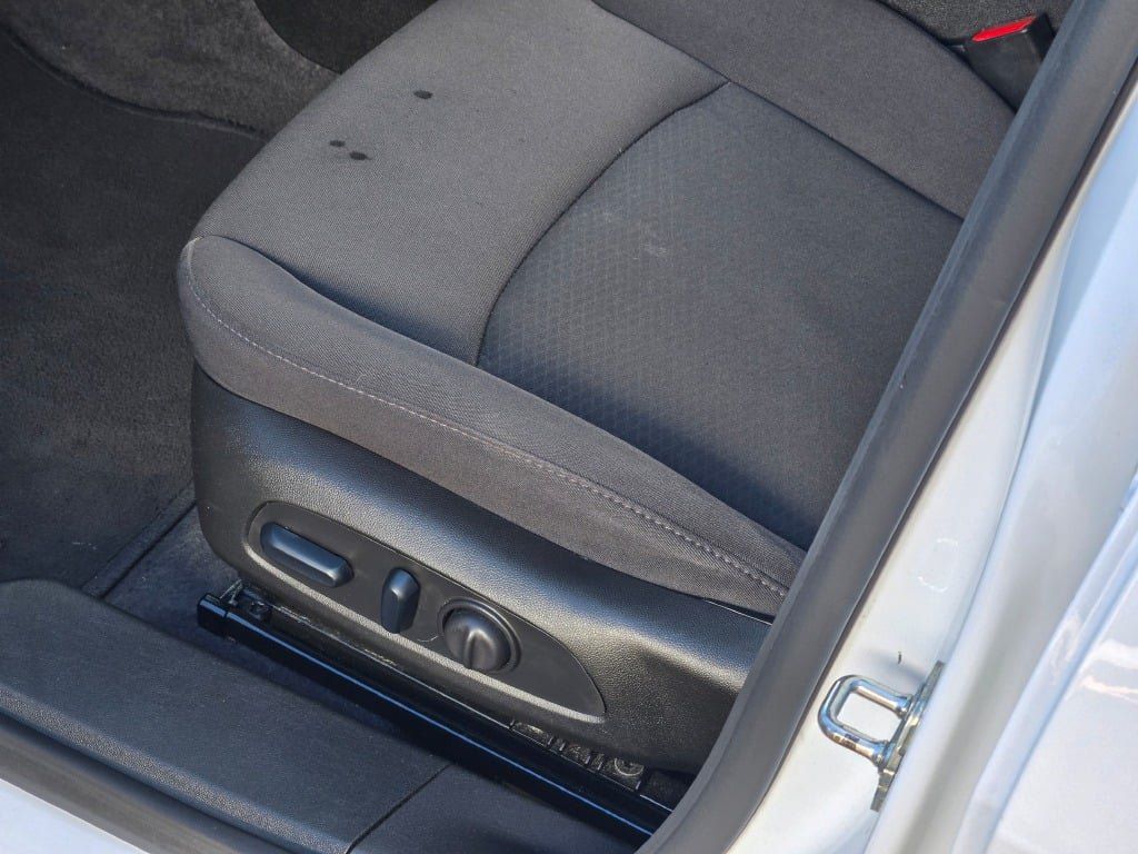Used 2024 Chevrolet Malibu LT FWD image 22