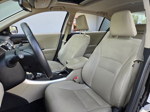 Used 2014 Honda Accord EX-L image 32
