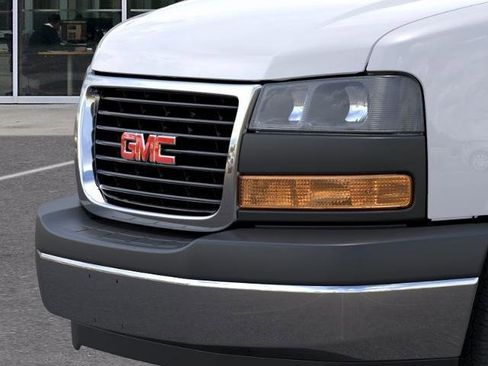New 2026 GMC Savana 2500 Extended RWD image 13