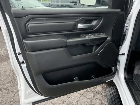 New 2026 RAM 1500 Express AWD/4WD image 19