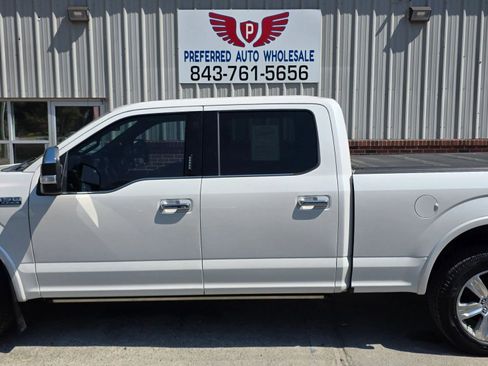 Used 2015 Ford F150 Platinum w/ Technology Package image 3