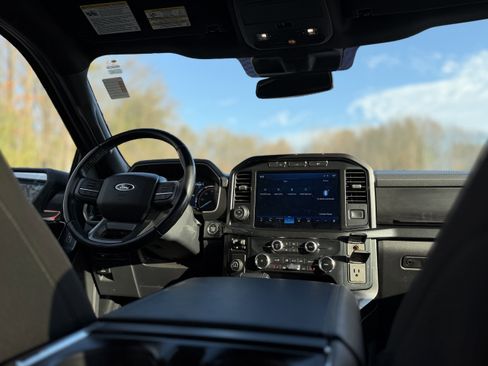 Used 2022 Ford F150 XLT w/ Equipment Group 302A High image 2