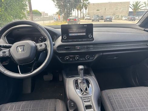 Used 2024 Honda HR-V Sport image 12