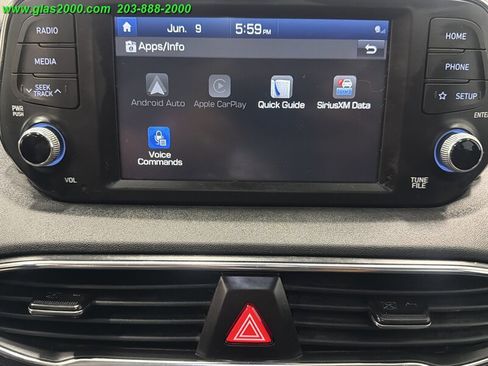 Used 2020 Hyundai Santa Fe SEL w/ Convenience + Premium Package AWD/4WD image 17