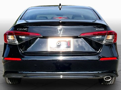 Used 2023 Honda Civic Sport image 5